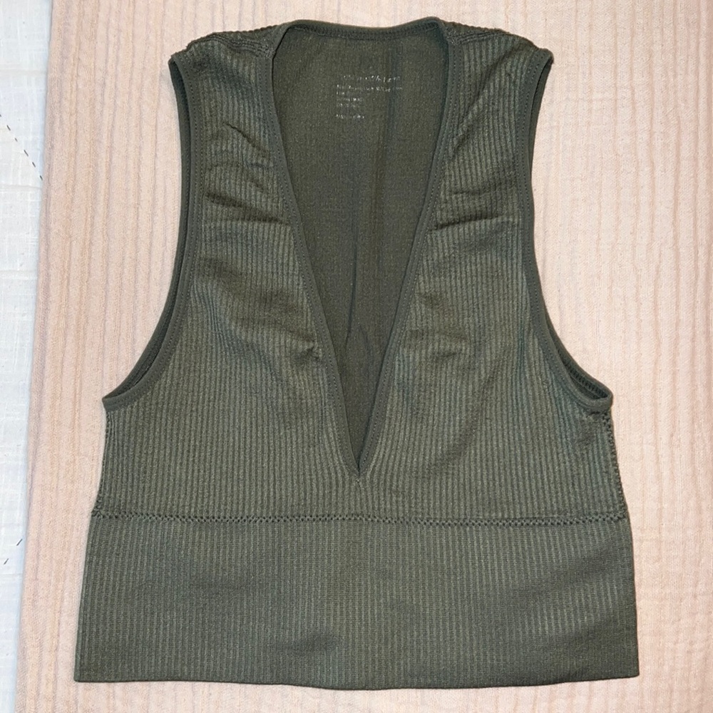 Stretchy Spandex V Neck Tank 🏕️
